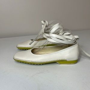 Tod's white Leather Ballet Flats Womens